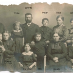 Familiebillede Amalie og Laurits Larsen fra Strandby ca. 1915