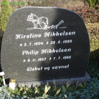 Philip Mikkelsen, Thorning Kirkegård
