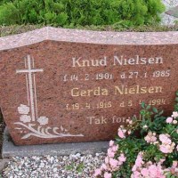 Knud-Gerda Nielsen karup Kirkegård