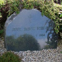 Juul Bøgh Nielsen. Karup Kirkegård