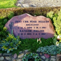 Jens Chr. Voer Nielsen-Nielsine Katrine Hagelskjær. Karup Kirkegård