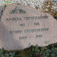 Svend Aage Christiansen-Andrea Ravn. Thorning Kirkegård